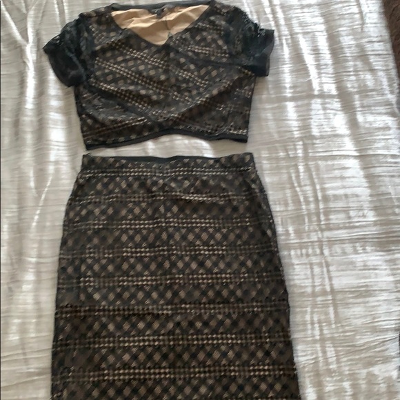 Two piece skirt set - Picture 1 of 3